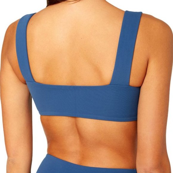 WEWOREWHAT workout set - Picture 2 of 6